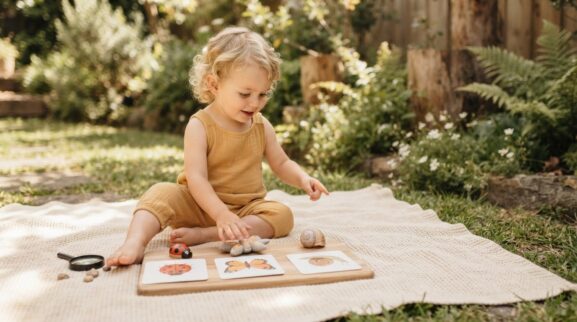 Bugs & Backyard Nature Activity Cards for 3 Years printable learning activity for a 3-year-old